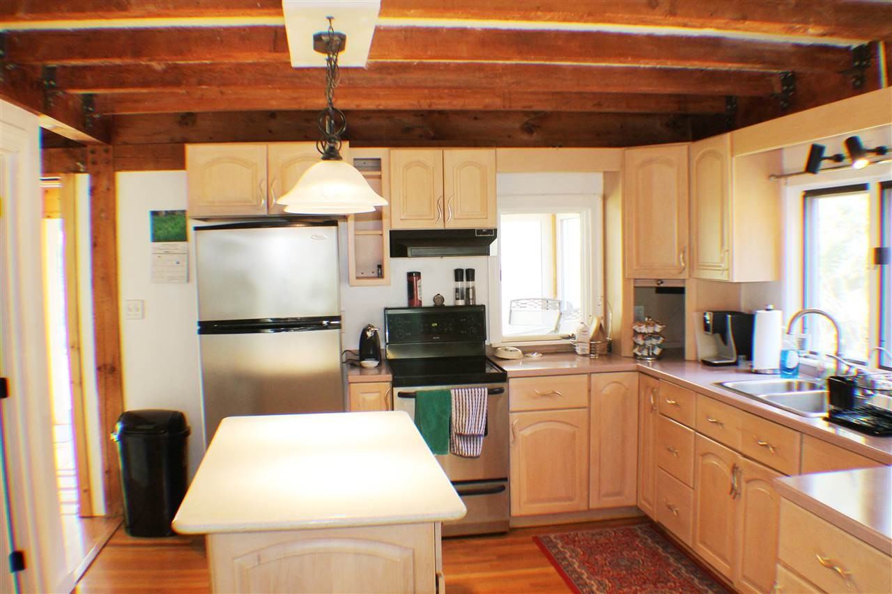 284 Old Coach Rd - Photo 3 of 29