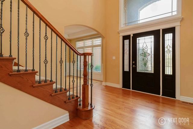 10900 Scarlet Dr - Photo 2 of 24