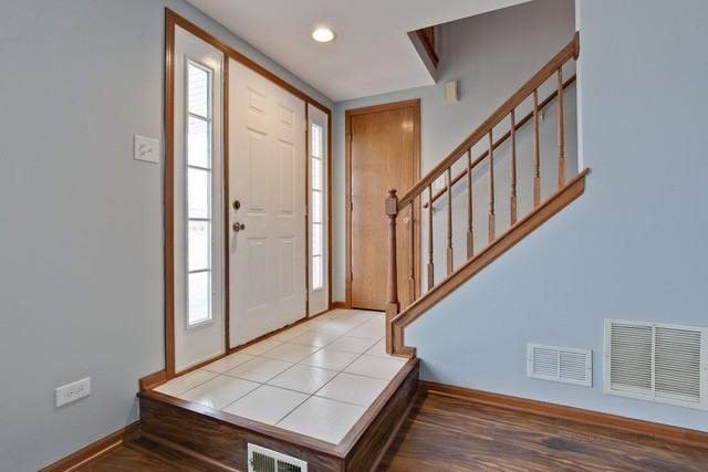 5505 W Cal Sag Rd - Photo 2 of 18