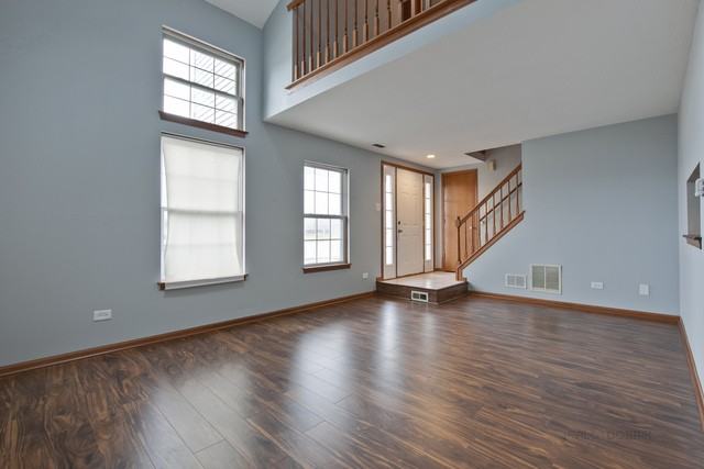 5505 W Cal Sag Rd - Photo 3 of 18