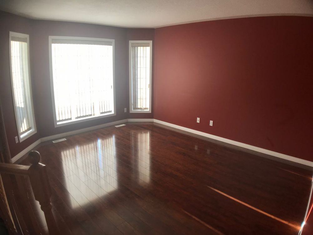 221 Diefenbaker Dr - Photo 2 of 27