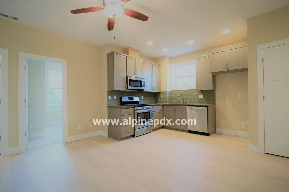 7910 SW Capitol Hill Rd - Photo 2 of 10