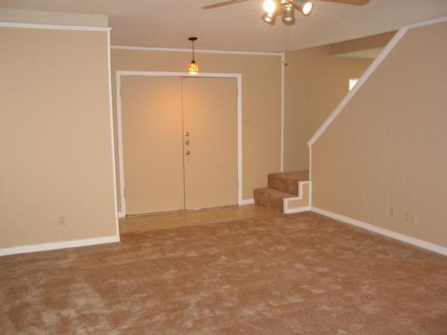 12820 Pandora Dr - Photo 2 of 9