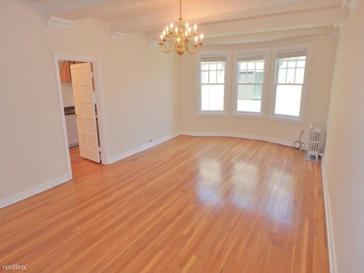 1895 Jackson St - Photo 3 of 20