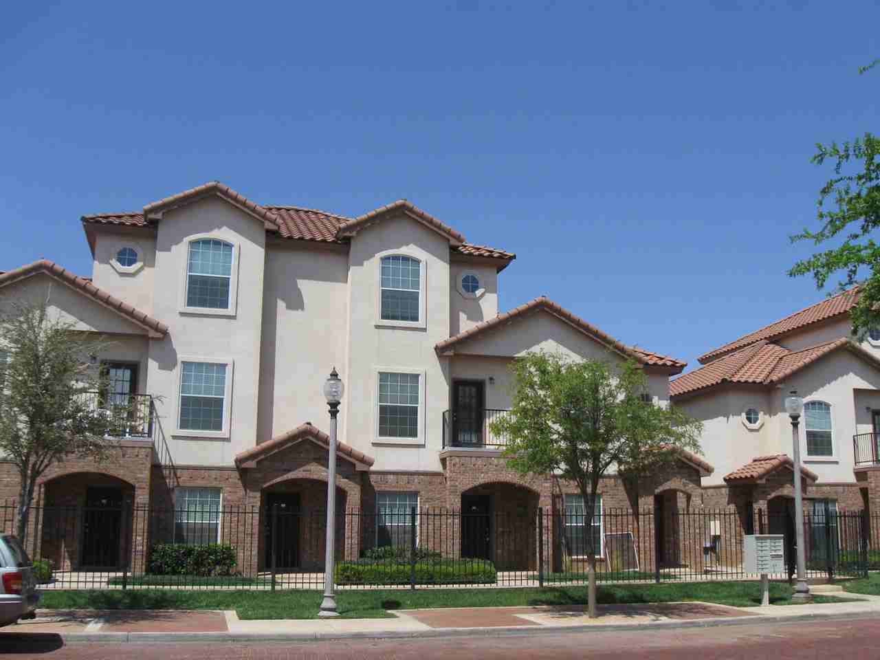 2106 Main Street #6 - Photo 2 of 11