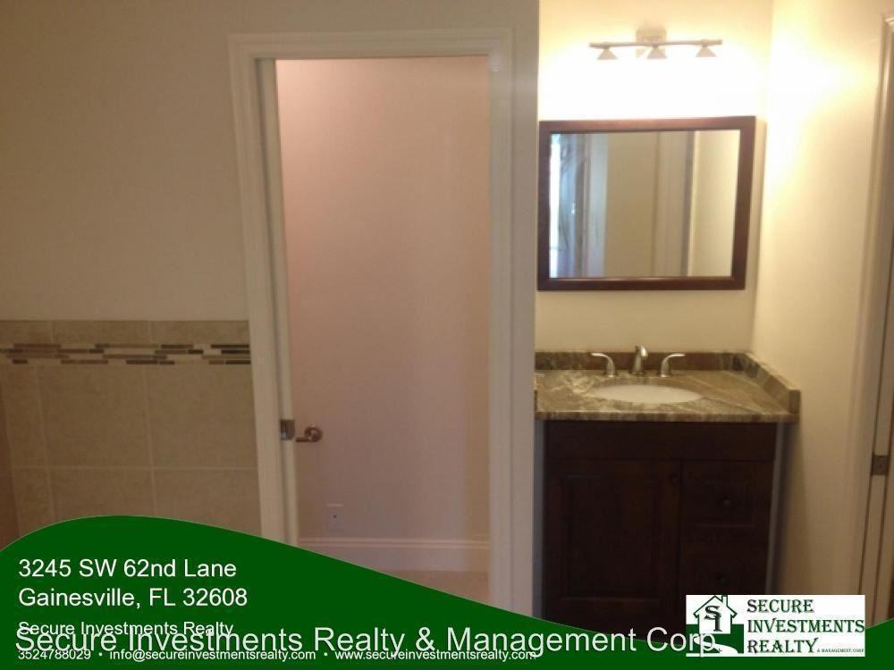 3245 SW 62nd Ln - Photo 3 of 18