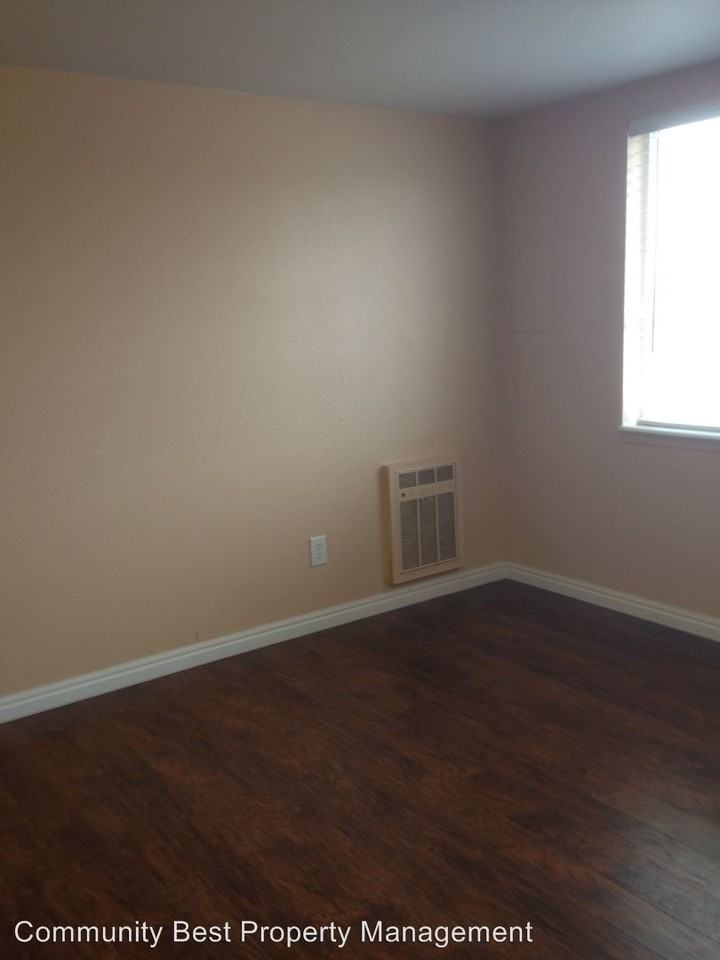 286 W 350 N - Photo 3 of 14