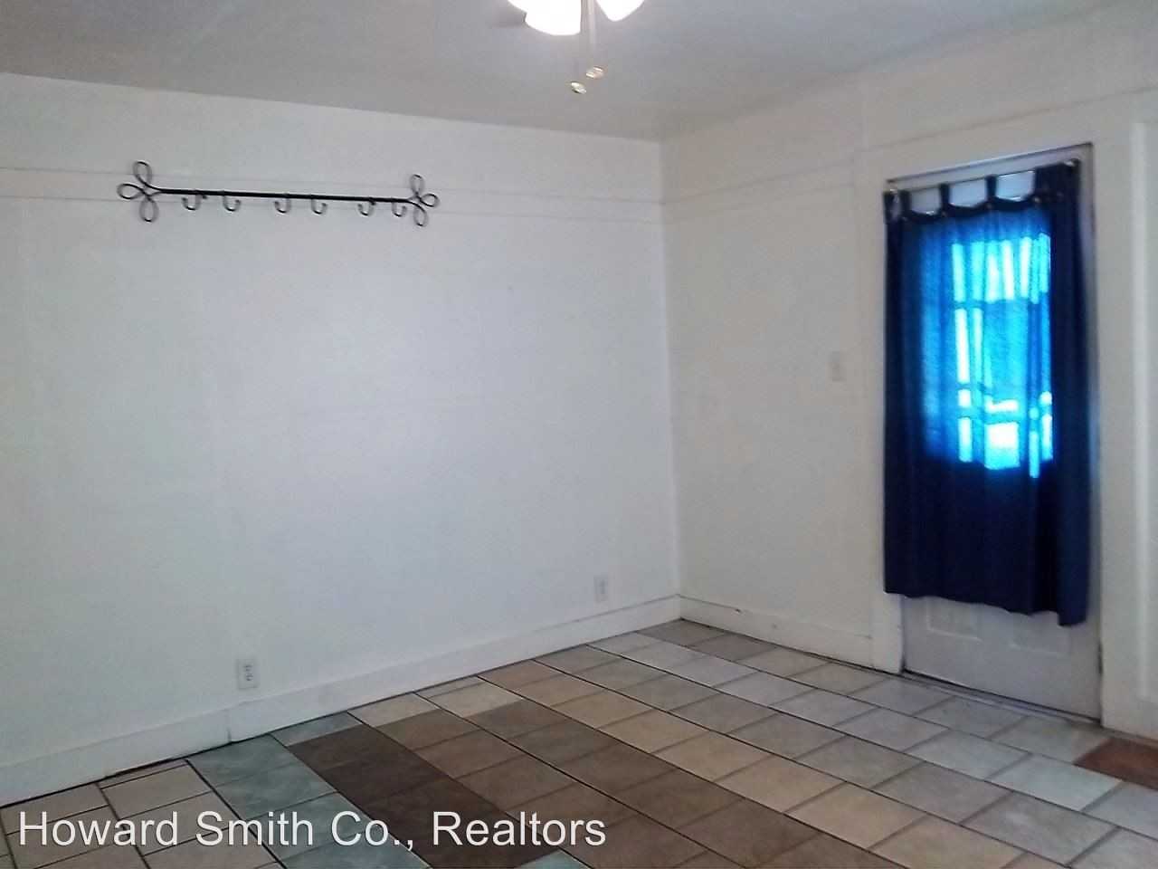 521 SE 10th Ave - Photo 2 of 6