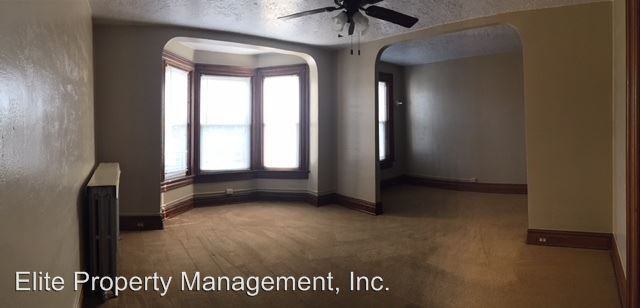 583 W Market St - Photo 3 of 6