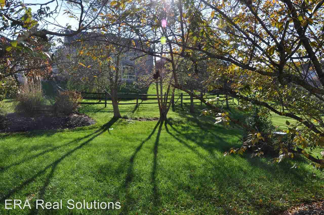 6521 Glen Arbor Dr - Photo 3 of 16