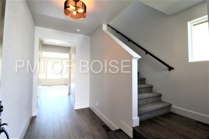 7111 E Ghost Flower Dr - Photo 2 of 30