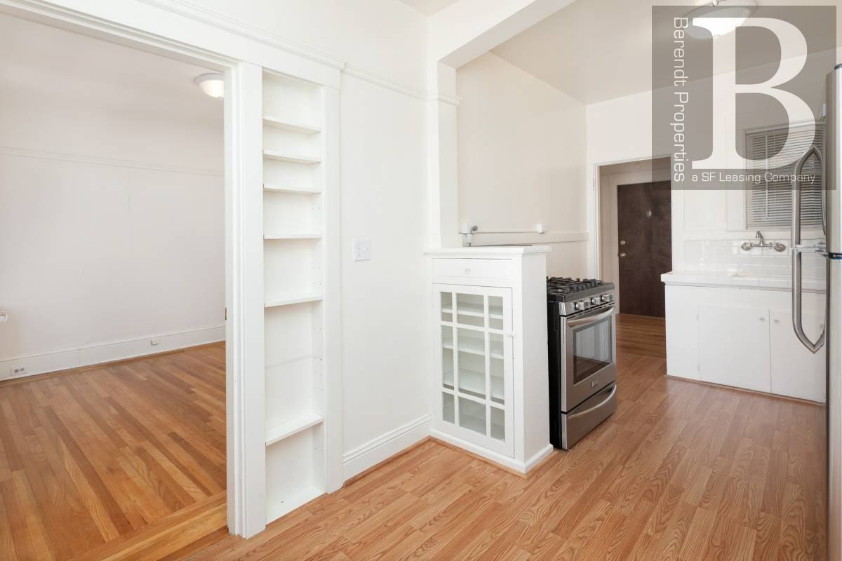 2665 Franklin Street - Photo 3 of 6