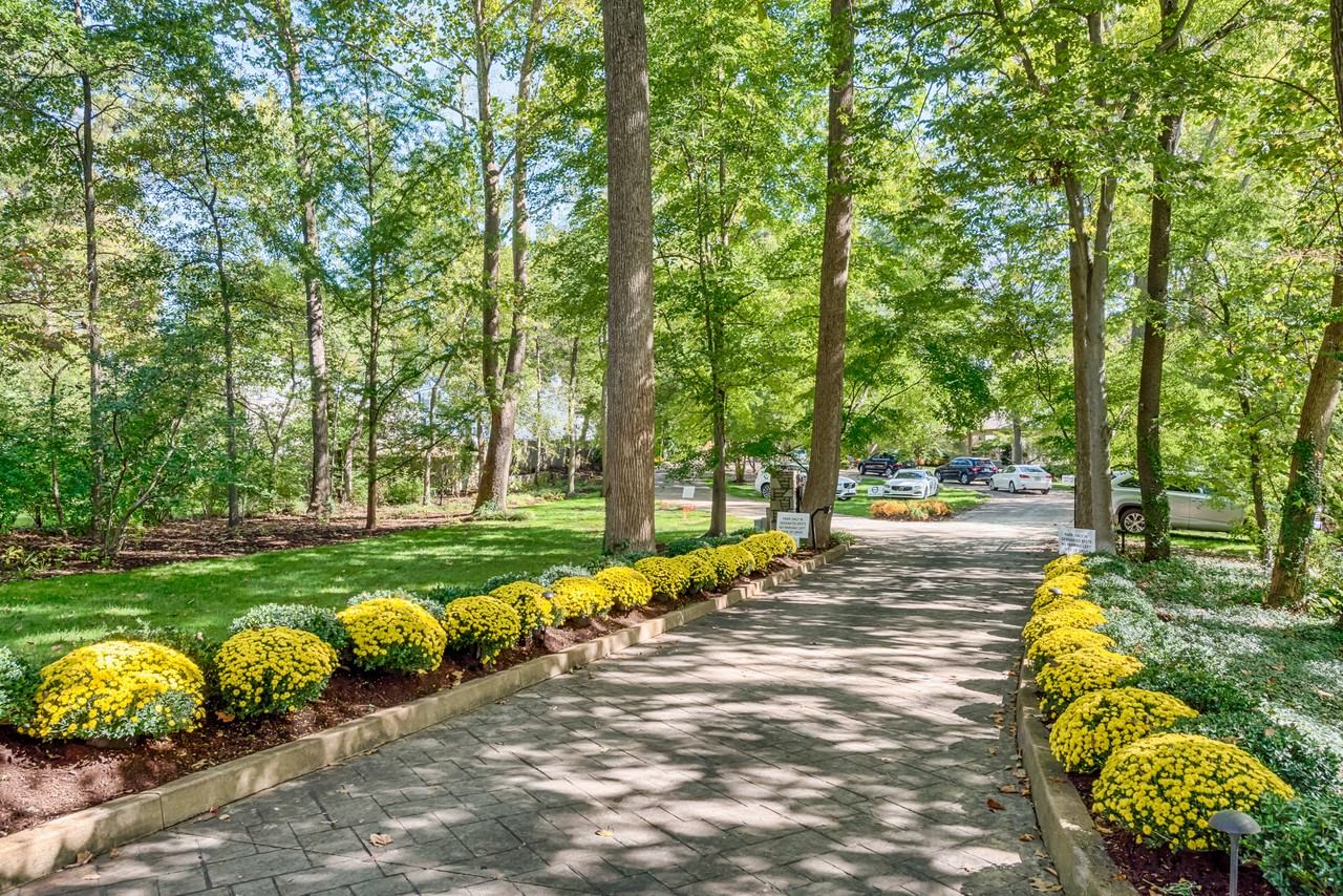 110 Dielman Rd - Photo 2 of 47