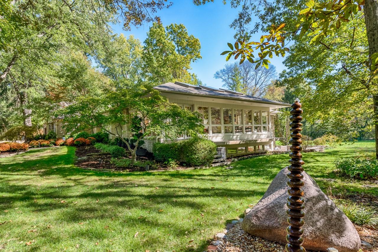 110 Dielman Rd - Photo 3 of 47