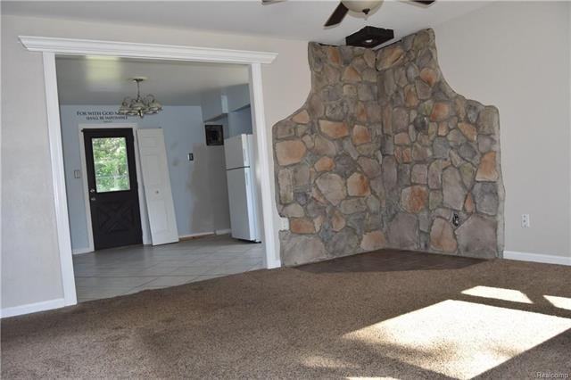 14137 Conover Pl - Photo 3 of 12
