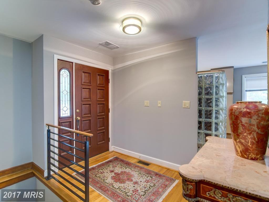 11700 Stoney Creek Rd - Photo 2 of 30