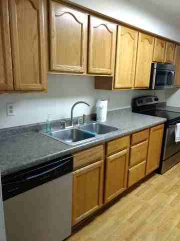 201 S Halwood St - Photo 2 of 9