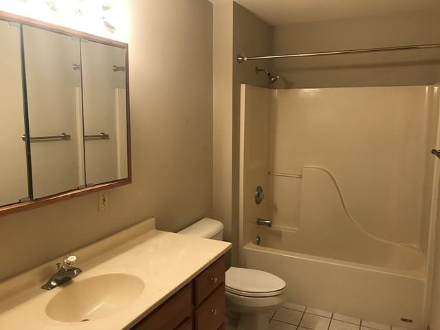 1443 Adams St, Ottawa, IL 61350 2 Bedroom House for 1,125/month Zumper