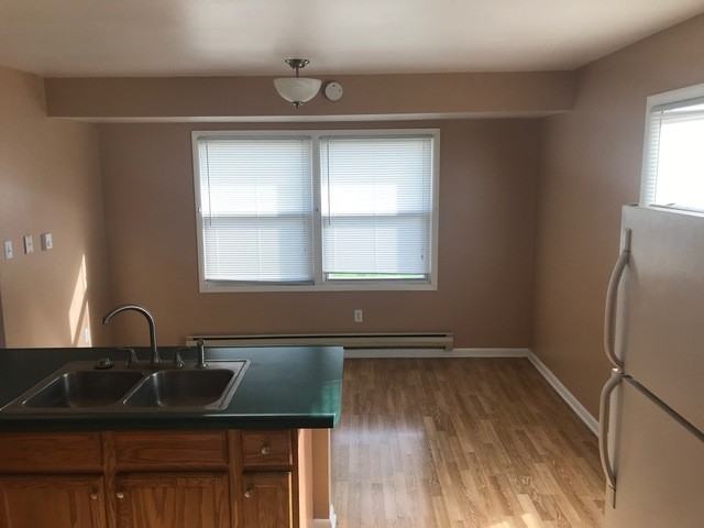 203 S Halwood St - Photo 3 of 8