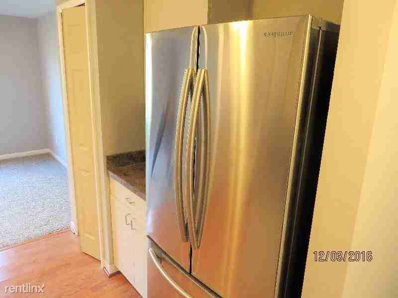28 Coolbrook Ct #A - Photo 3 of 20