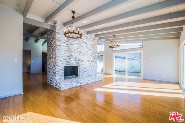 5912 Stoneview Dr - Photo 3 of 21