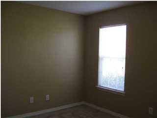 2194 Summer Crossing - Photo 3 of 6