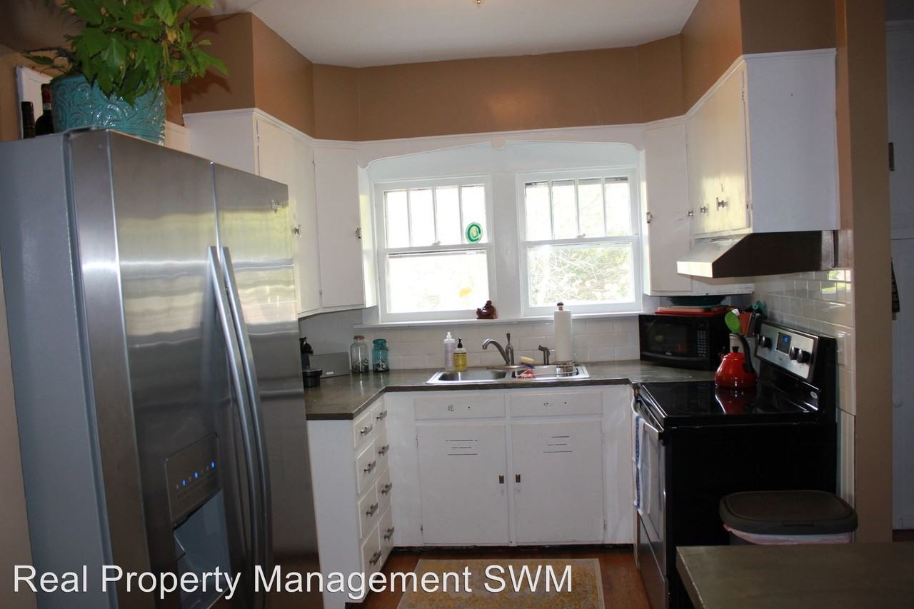 10497 California Rd - Photo 2 of 8