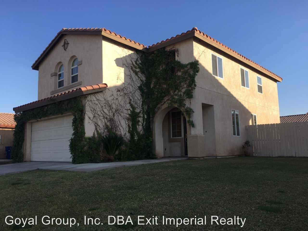 1208 D Patino St - Photo 2 of 21