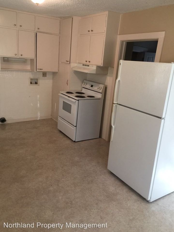 1017 E 23rd Ave - Photo 3 of 6