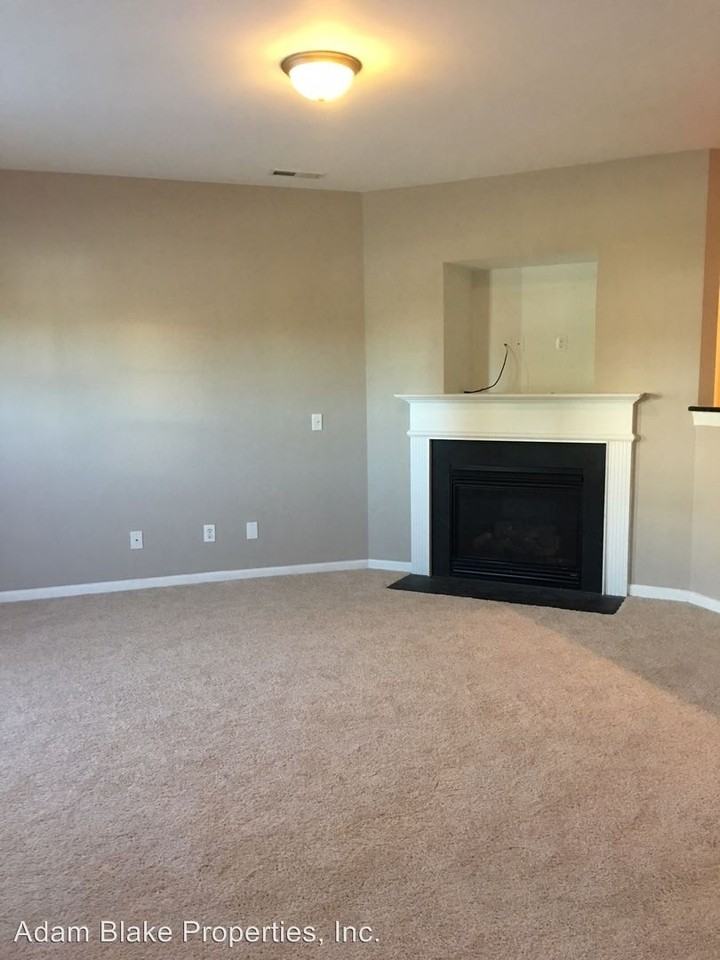 5695 Stafford Rd - Photo 2 of 15