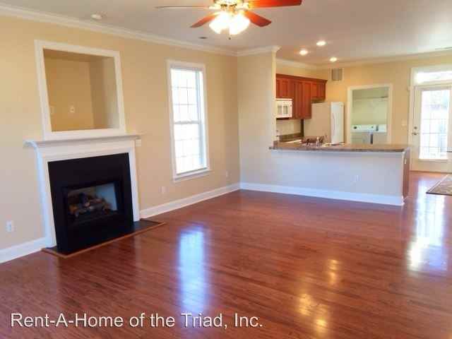 72 Nandina Dr - Photo 2 of 7