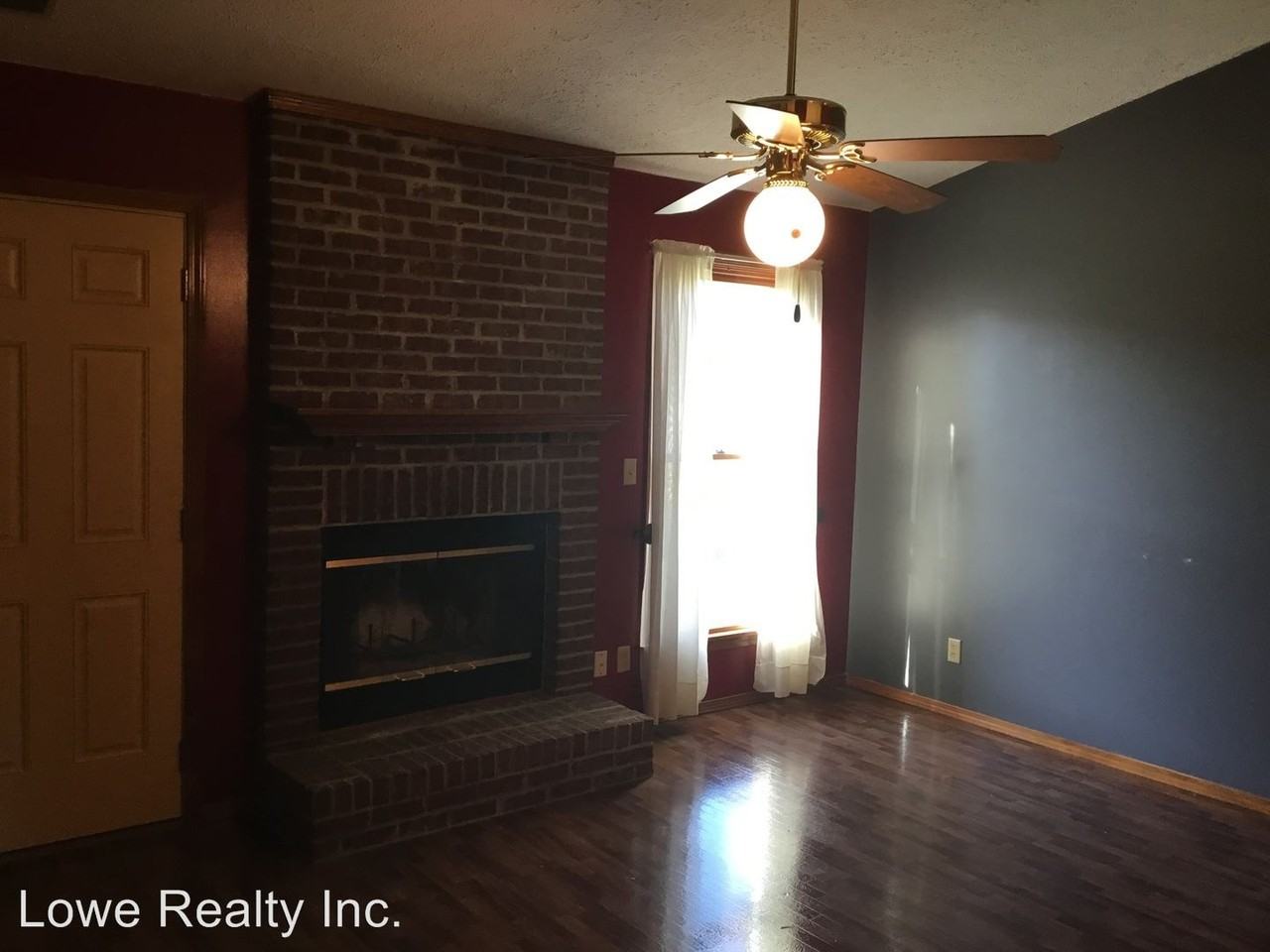 3228 Park Ridge Dr - Photo 2 of 9