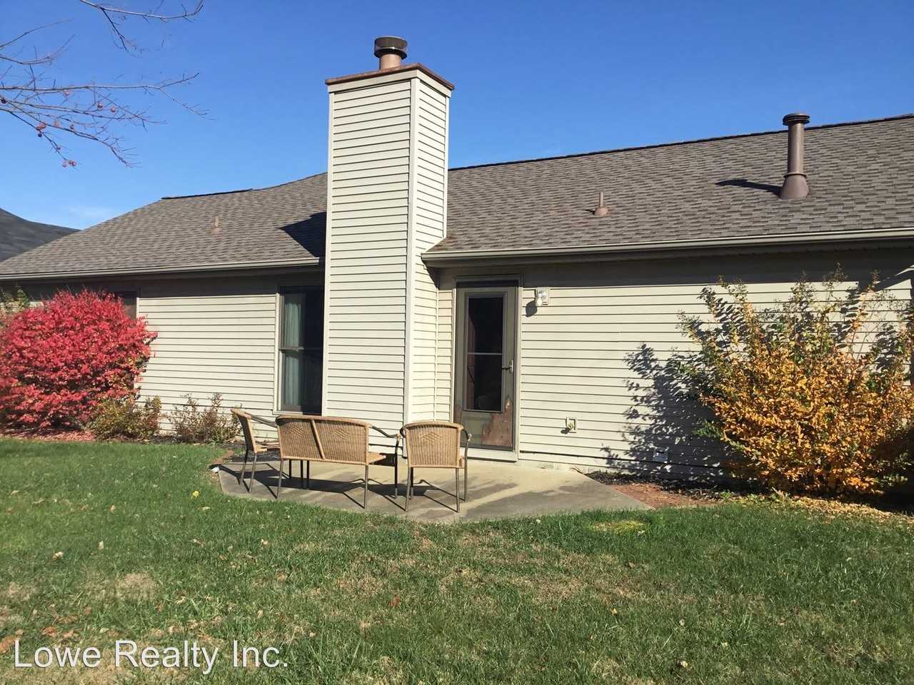 3228 Park Ridge Dr - Photo 3 of 9