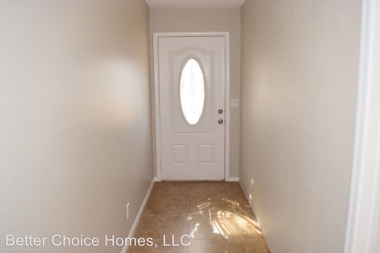 1624 W Belfast St - Photo 3 of 19