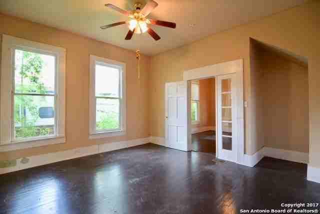 622 W Russell Pl #1 - Photo 3 of 22