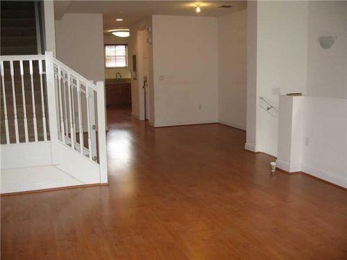 370 SW 14th Ave #370 - Photo 3 of 4