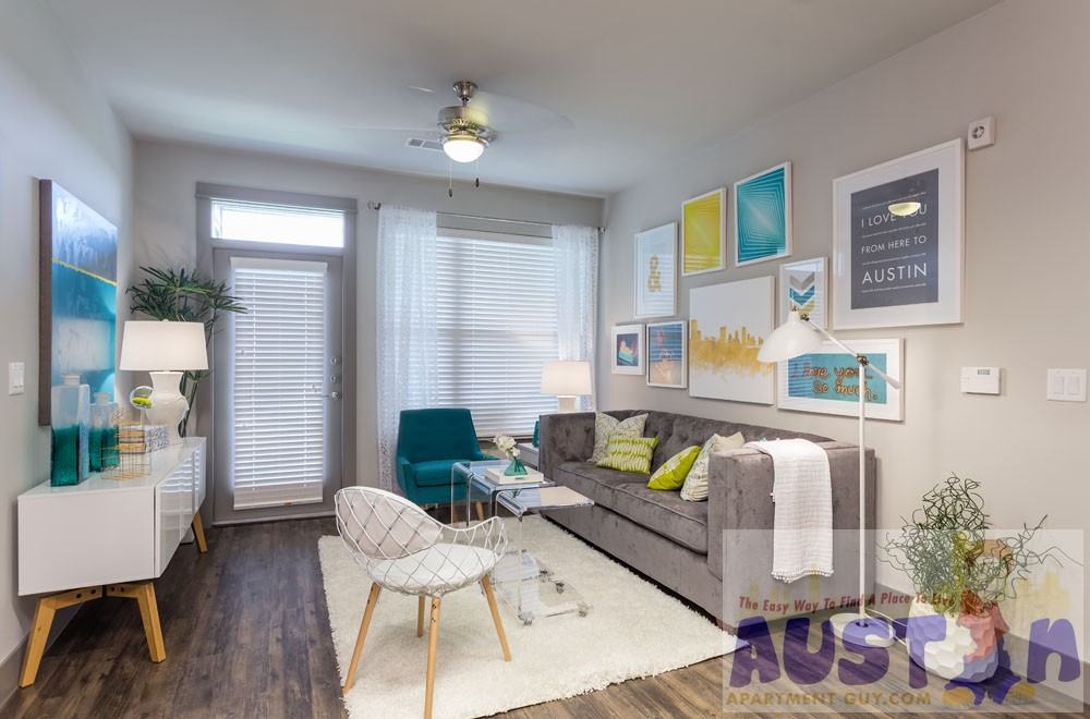 WILLIAM CANNON @ SOUTHWEST PKWY #6-627 - Photo 3 of 8