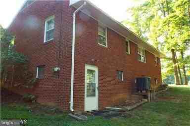 37 Thoroughfare Rd - Photo 2 of 30