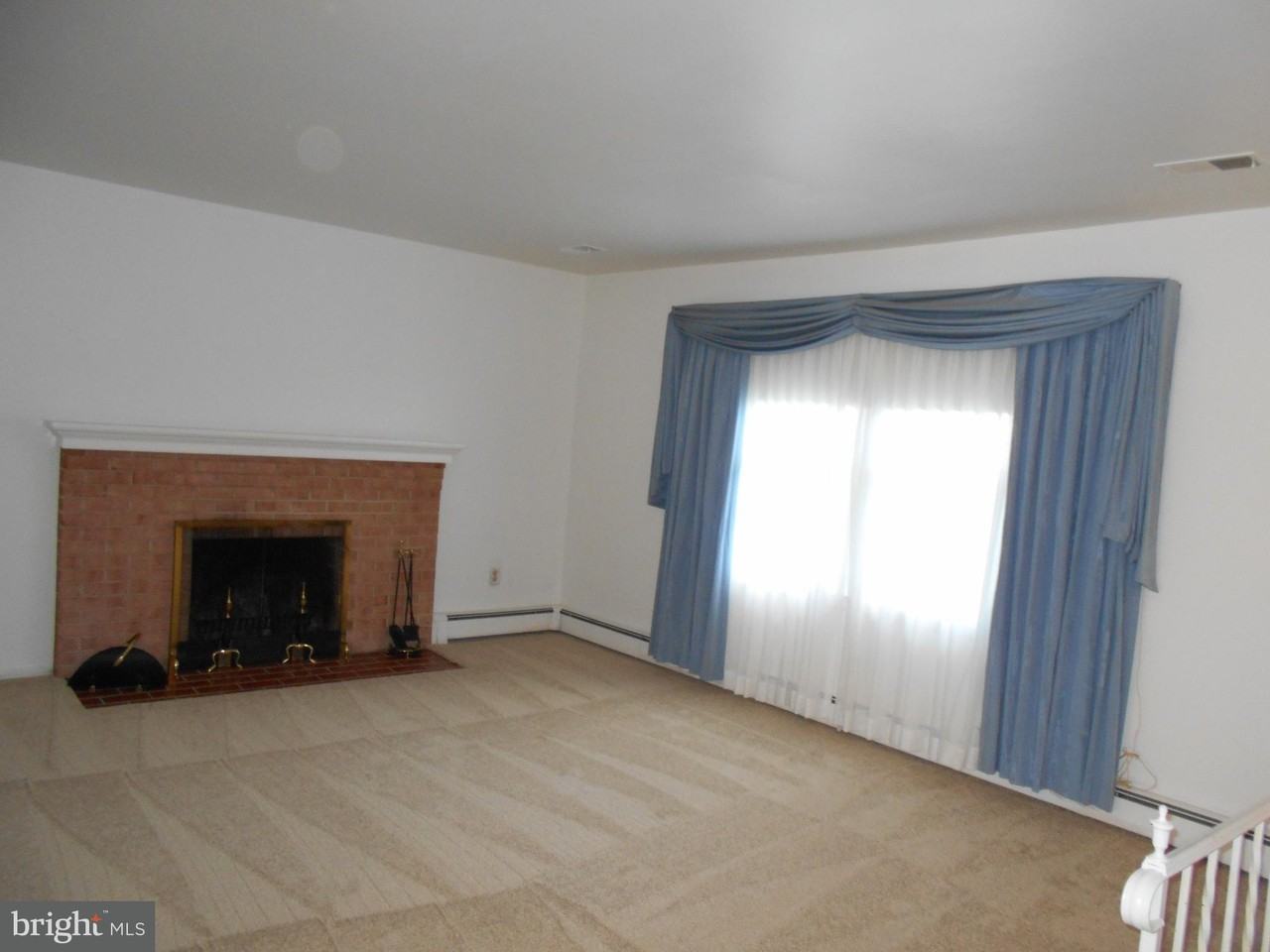 16708 Goldsborough Ave - Photo 2 of 16