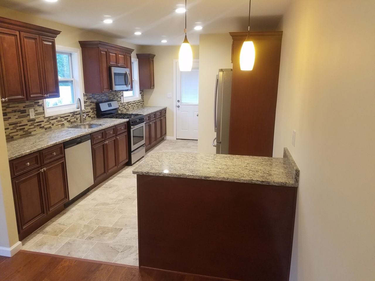 93 Gannet Dr - Photo 3 of 10