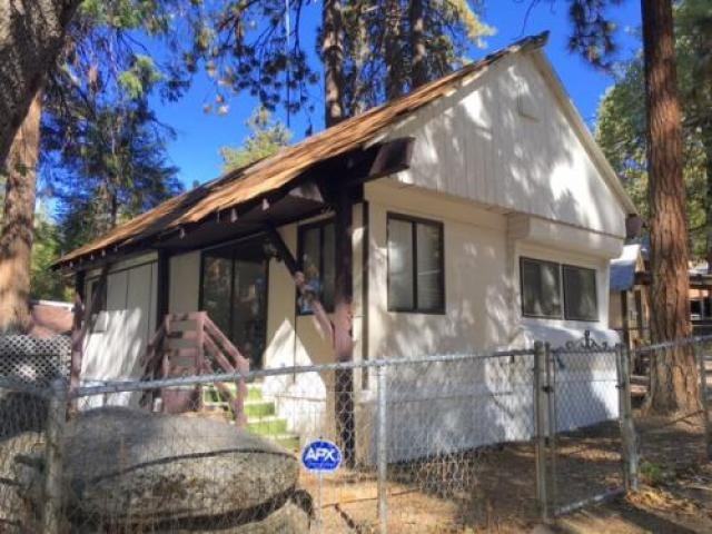 52791 Pine Cove Rd - Photo 2 of 10