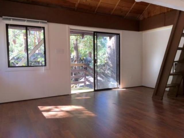 52791 Pine Cove Rd - Photo 3 of 10