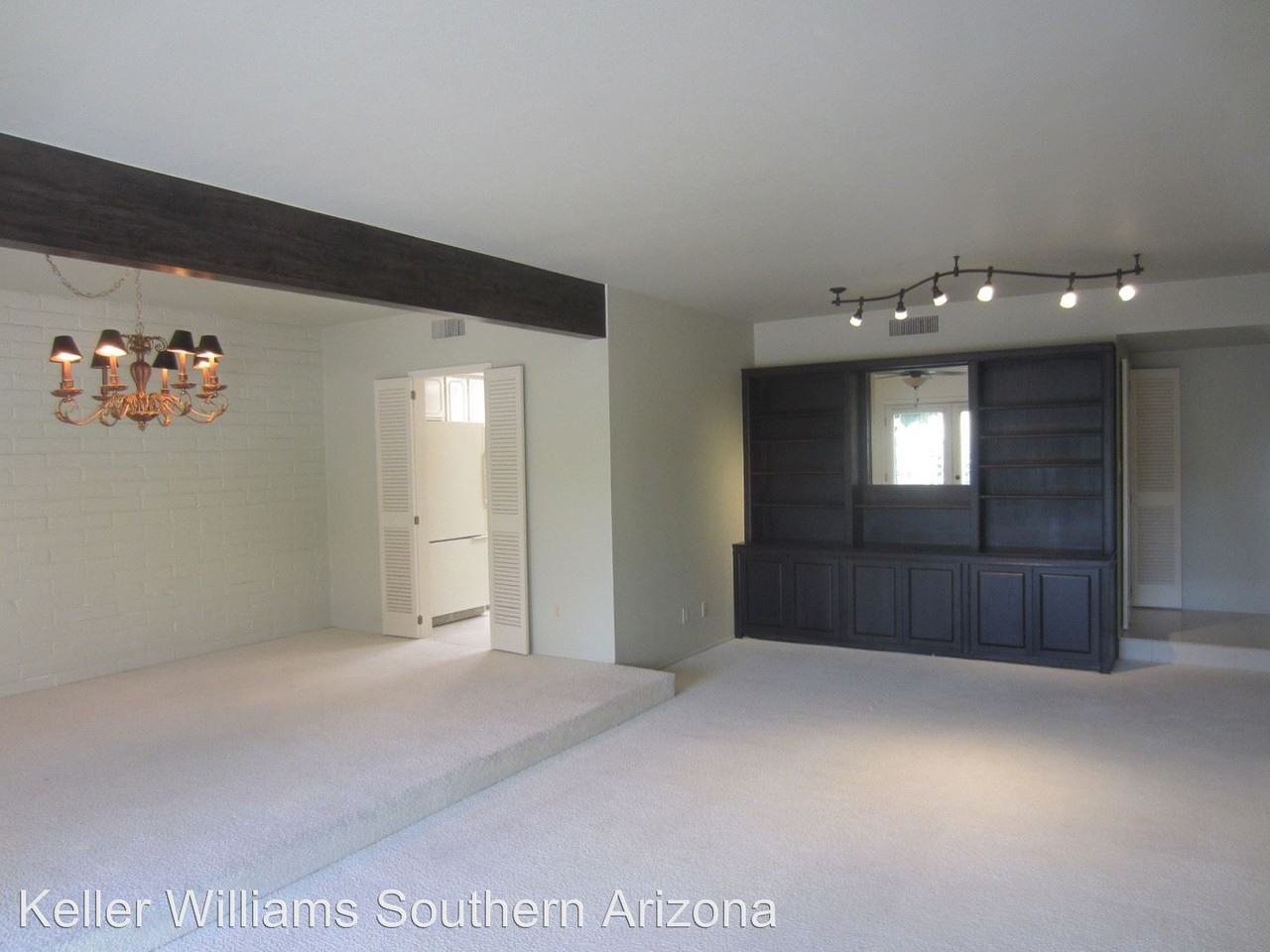 5866 N Camino Esplendora - Photo 3 of 15