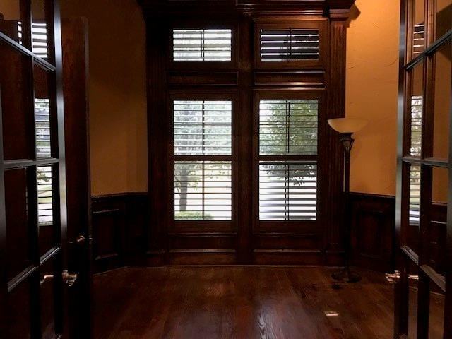 3101 Kimberlee Ln - Photo 2 of 16