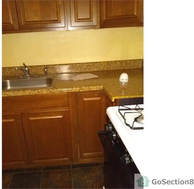 802 Joyce St - Photo 3 of 5