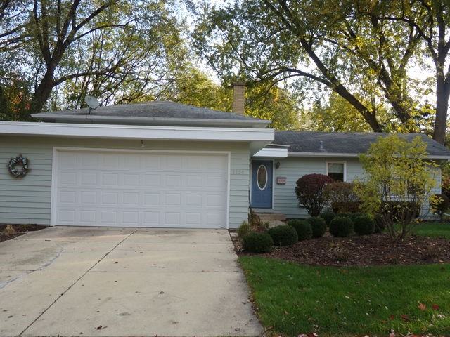 1126 Laurel Ln - Photo 2 of 17