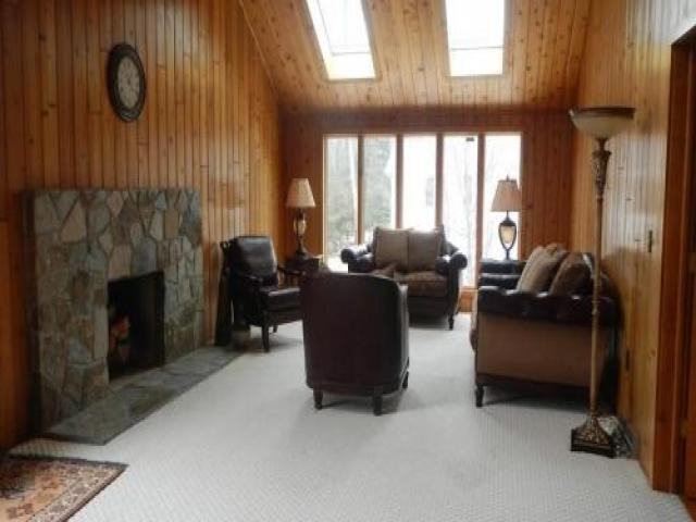 90 Brookside Dr - Photo 2 of 6