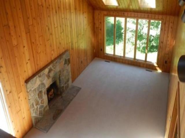 90 Brookside Dr - Photo 3 of 6