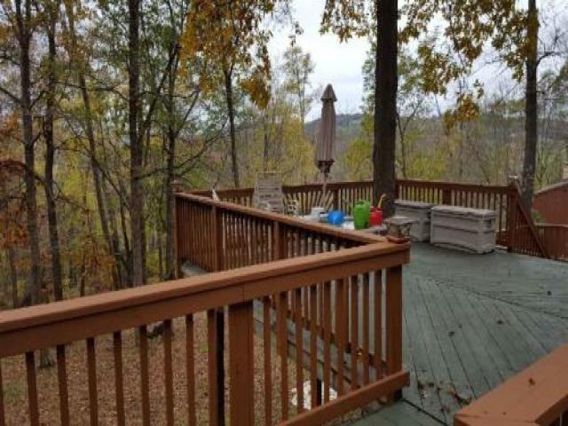 10410 Harmony Rd - Photo 3 of 6