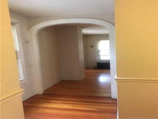 264 Main St - Photo 3 of 6